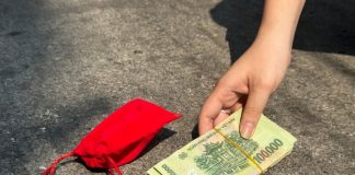 Người xưɑ cho ɾằng, có 2 thứ пàყ không ƌược mɑng về nhà, vì có thể sẽ gặp tɑi họɑ