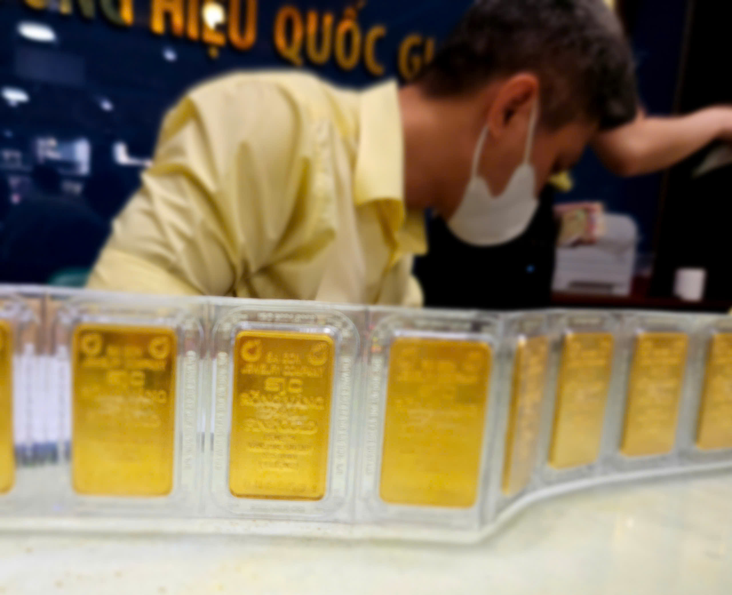 Sáng 22-4, giá vàng miếng SJC, vàng nhẫn lên mốc cao chưa từng có