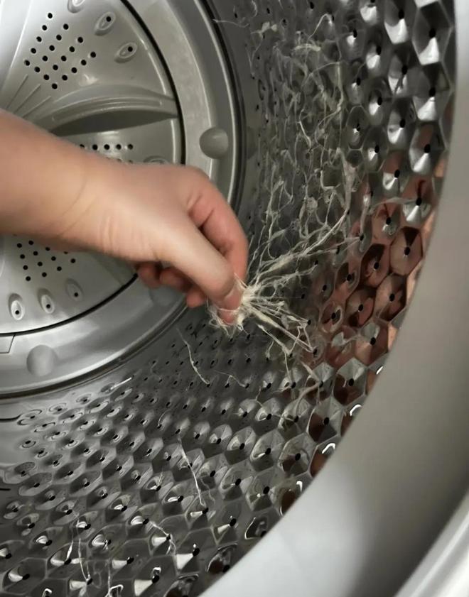 Giặt 3 thứ này bằng máy giặt, sớm muộn sẽ vứt cả đồ cả máy- Ảnh 8.