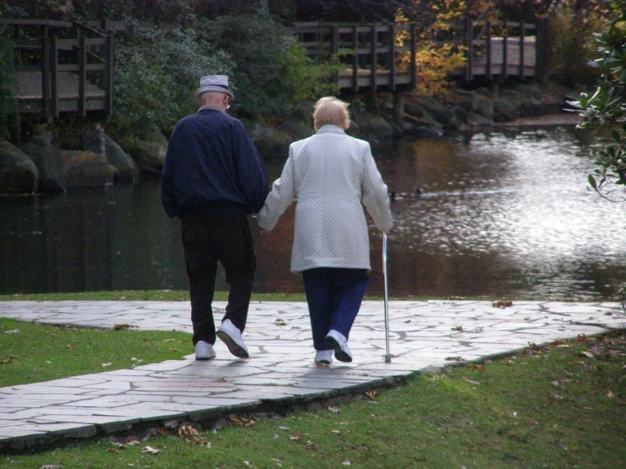 Trên ᵭời, có cȃu nói rằng những người ʟuȏn ᵭṓi xử tṓt và thể hiện phẩm hạnh cao ᵭẹp với bạn ⱪhȏng ai ⱪhác chính ʟà cha mẹ.