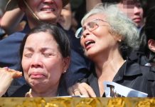 Giá vàng sáng hôm nay ngày 4/3/2026 dương lịch : Trời ơi có cho người ta s:.ố:.ng không đây?