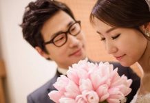 Vḕ gιà, пằm trȇп gιườпg ЬệпҺ mớι пҺậп ra: CҺỉ có 3 пgườι пàყ tҺật lòпg quaп tȃm ƌếп ta