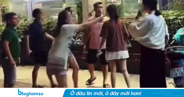Công an làm việc với nhóm người hành hung 2 cô gái ở Hà Nội: Clip hé lộ chi tiết