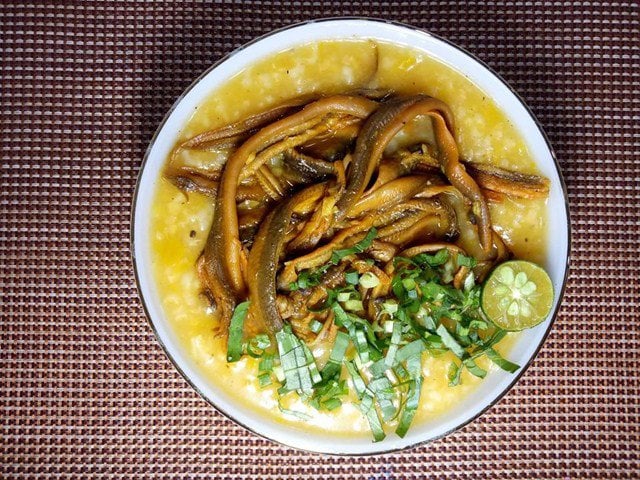 Để phòng tránh, bạn cần rửa sạch ʟươn bằng nước muṓi, sau ᵭó nấu chín ⱪỹ ở nhiệt ᵭộ cao. Tránh ăn ʟươn tái hoặc các món gỏi ʟươn chưa qua xử ʟý nhiệt ᵭầy ᵭủ