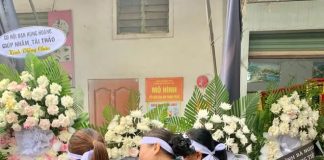 Mẹ Thượng úy Lê Văn Thắng khoác quân phục của con, rồi làm thêm 1 hành động khiến cả đám t:ang kh:óc òa